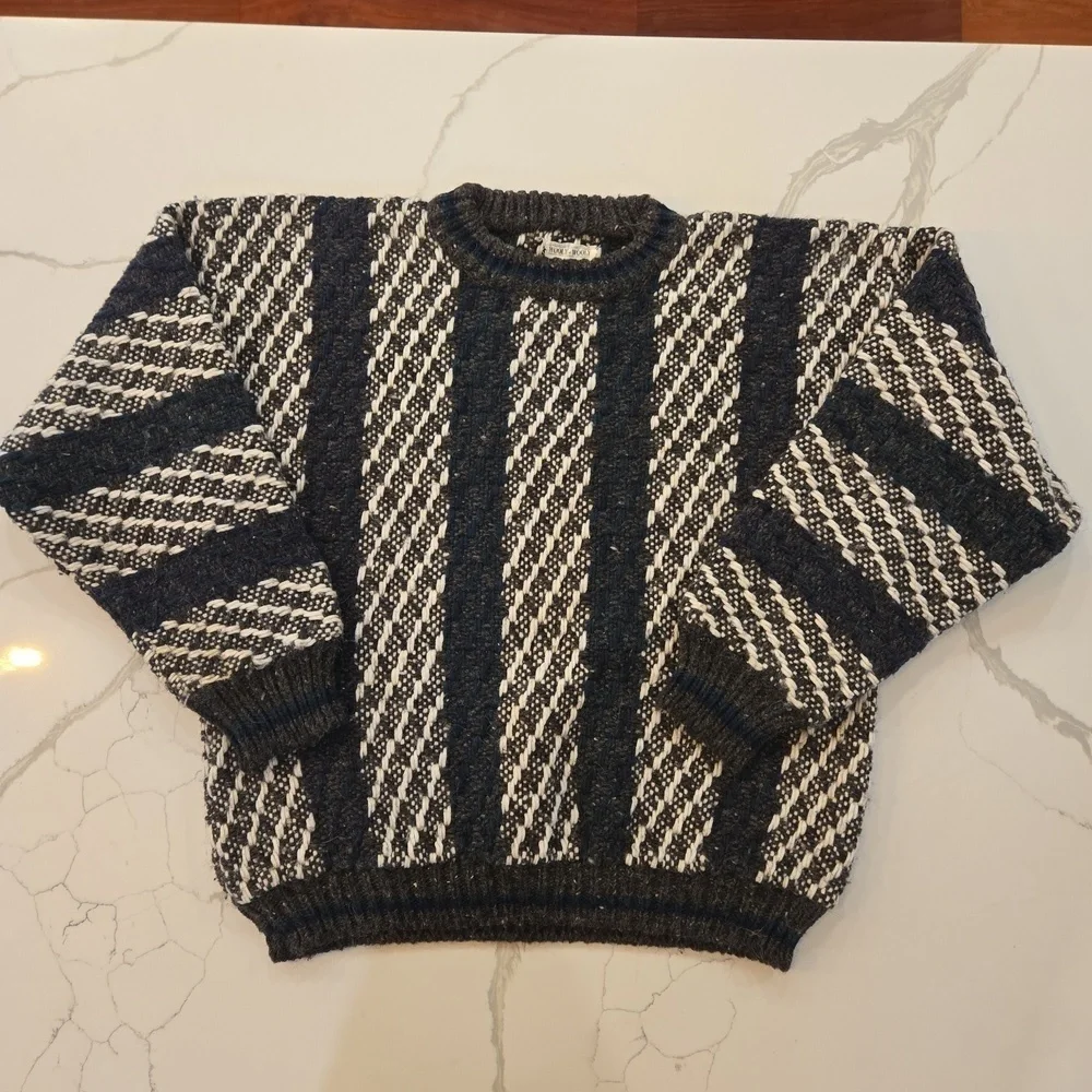 Vintage Wooly-Wooly Mens Wool Crewneck Long Sleeve Striped Sweater Size Large
